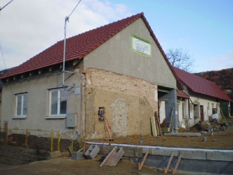 Rekonstrukce rodinného domu Zednictví Ruda — realizace 1
