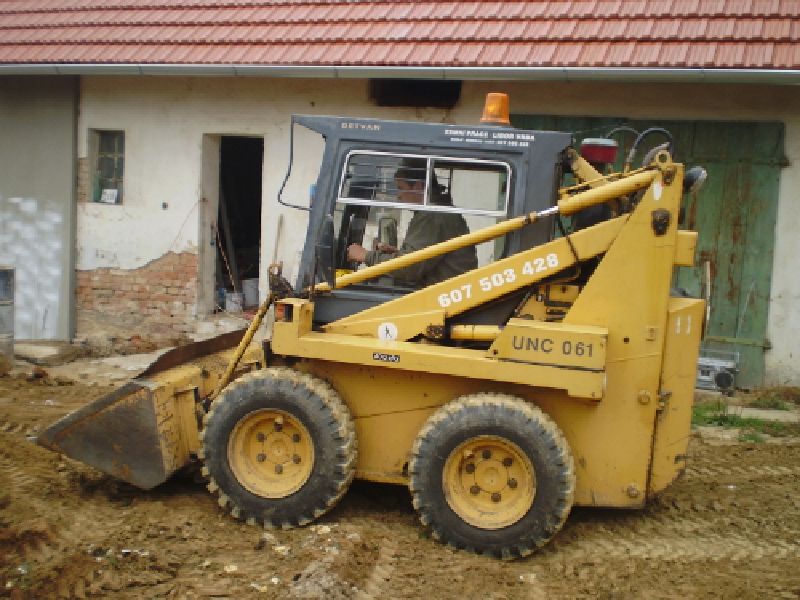 Terénní úpravy Zednictví Ruda — realizace 1